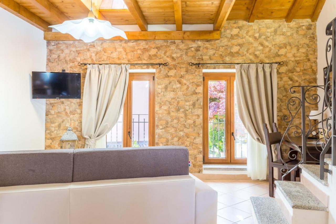 Guest House Casa Del Folletto Στρέσα Εξωτερικό φωτογραφία